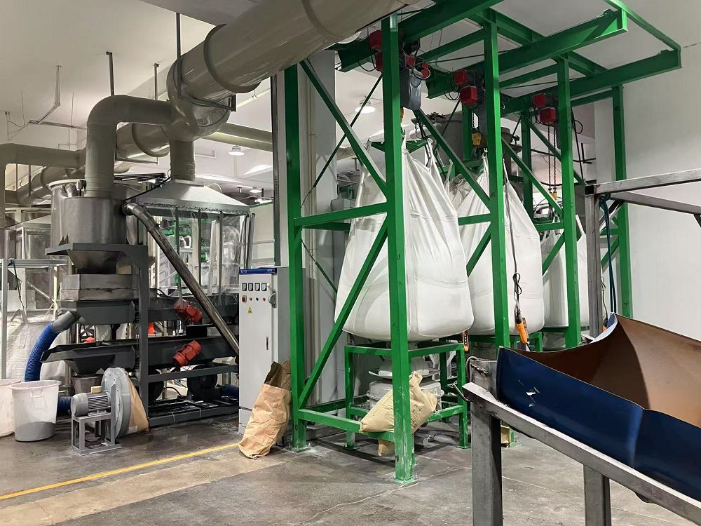 PET Sheet Centralized Feeding System001 PET Sheet Centralized Feeding System001